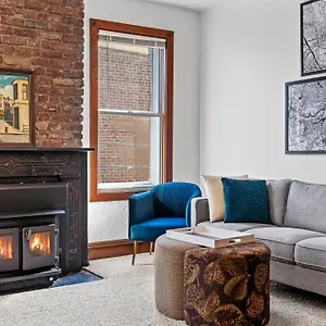 Spacious In Heart Of Historic Fan District Richmond